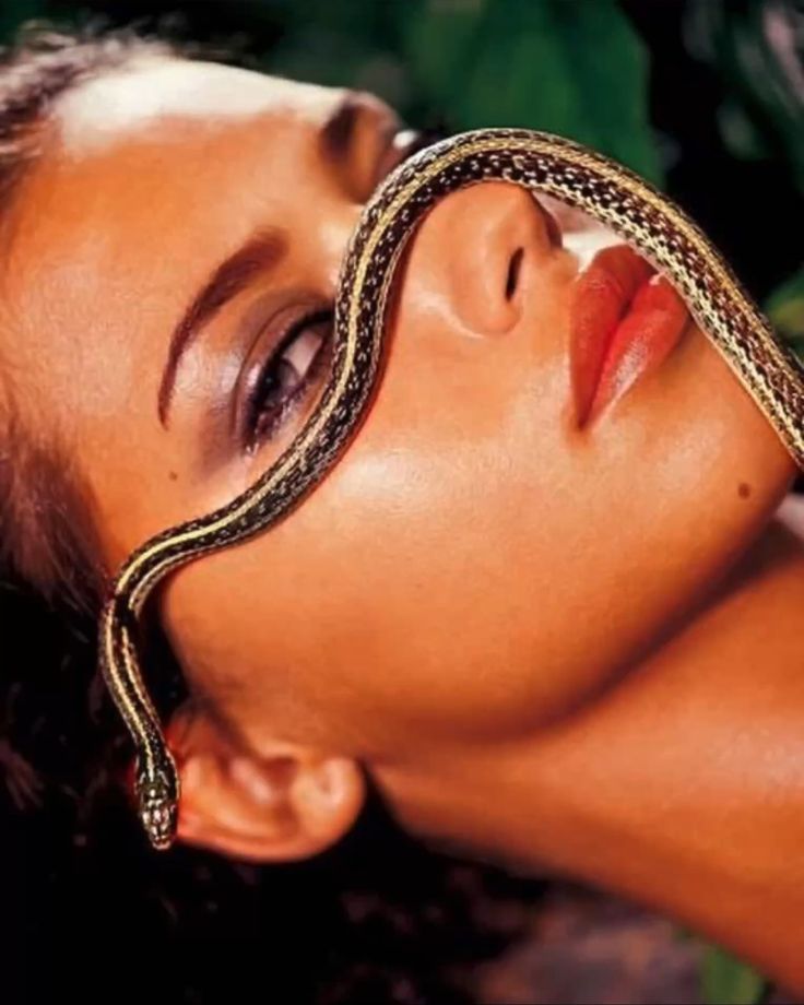 Ask Dr P: Why Are My Underarms Peeling?!